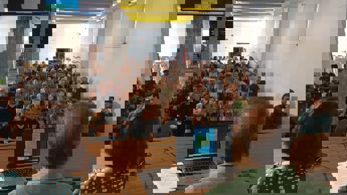 Entidades ciudadanas celebran una jornada en la Fundación MAS sobre el anillo verde metropolitana