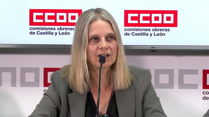 La directora ejecutiva de la Agencia de Naciones Unidas para los Refugiados de Palestina en Oriente Próximo (UNRWA), Raquel Martí, este viernes en rueda de prensa en la sede de CCOO CyL