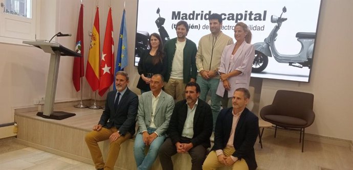 El mercado de la moto eléctrica crecería un 17% en 2025 con los incentivos de Madrid, según Velca.