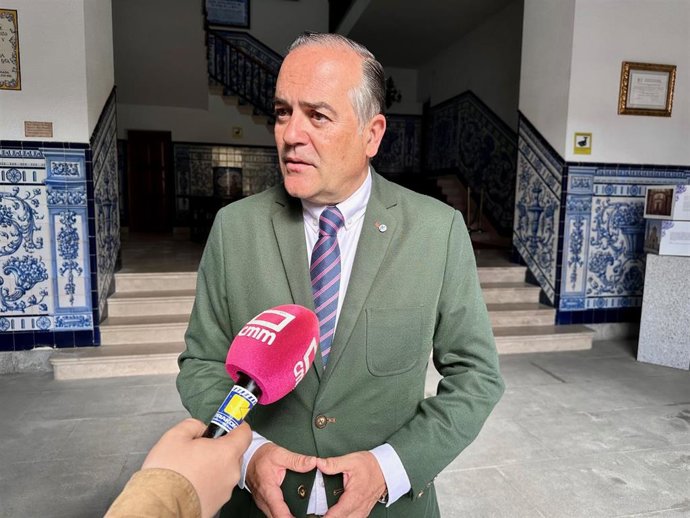 El alcalde de Talavera, José Julián Gregorio.