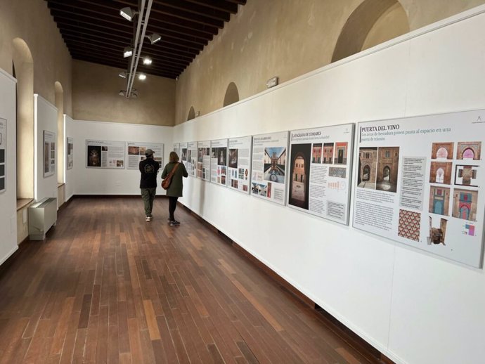 Imagen de la exposición 'Paseo Matemático Al-Ándalus' de la Fundación Descubre en Chipiona.