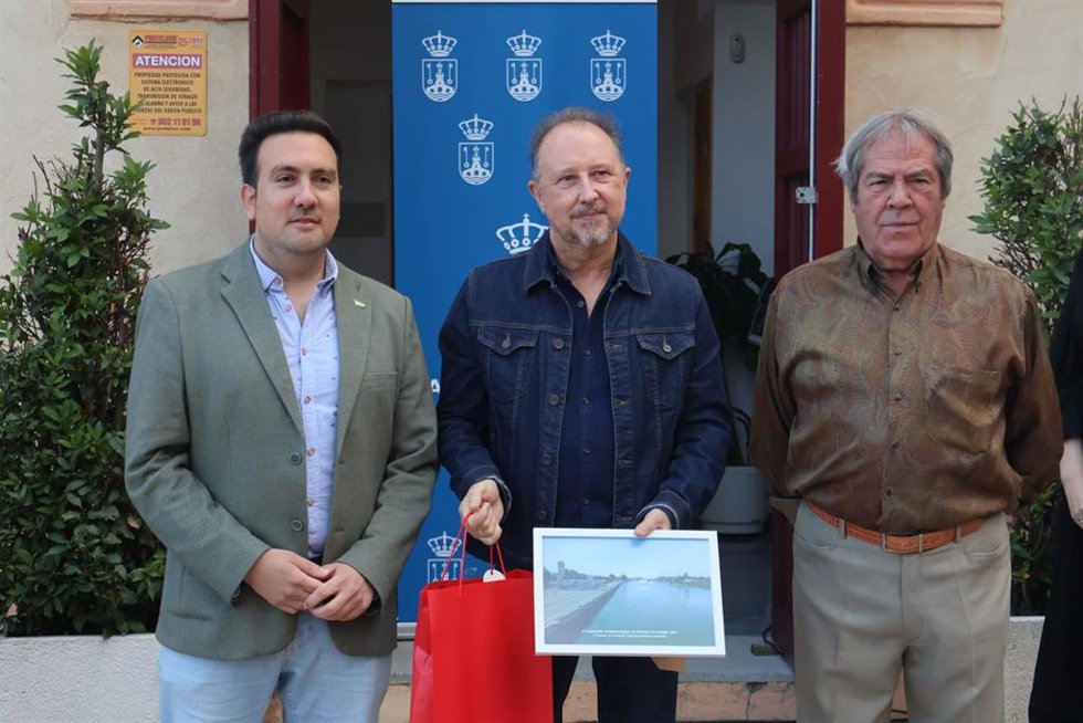 Alcalá (Sevilla) entrega los premios del 51 Concurso Internacional de Pintura de Paisajes e inaugura su exposición.