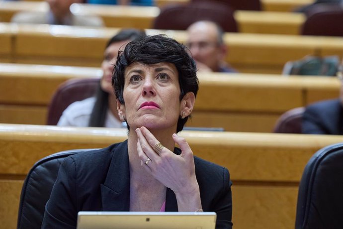 La ministra de Inclusión, Seguridad Social y Migraciones, Elma Saiz, durante una sesión de Control en el Senado, a 7 de mayo de 2024, en Madrid (España). Durante la sesión, se han abordado cuestiones como la ejecución de la construcción de la estación del