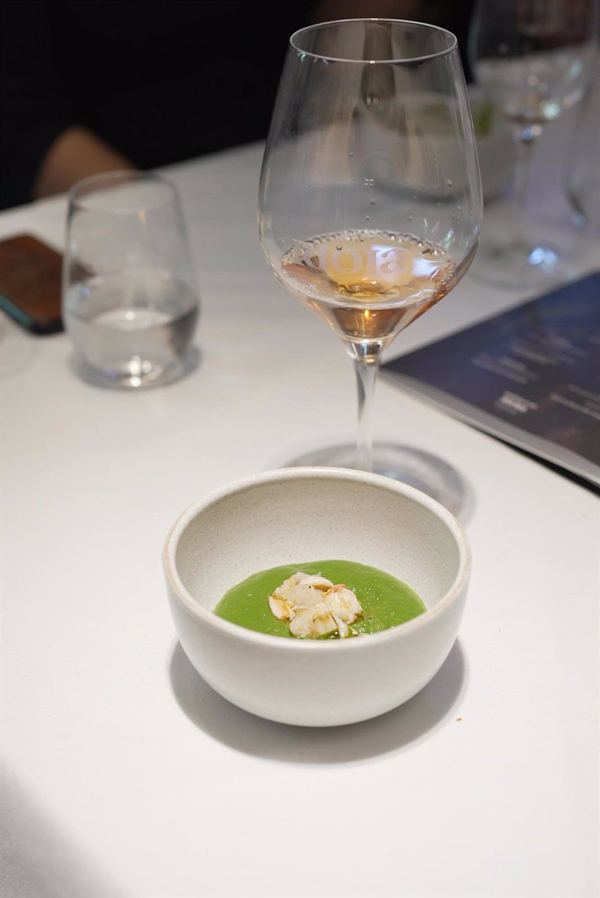 Rioja acerca de nuevo a España alta cocina internacional, maridando la propuesta de chef británico Merlin Labron-Johnson