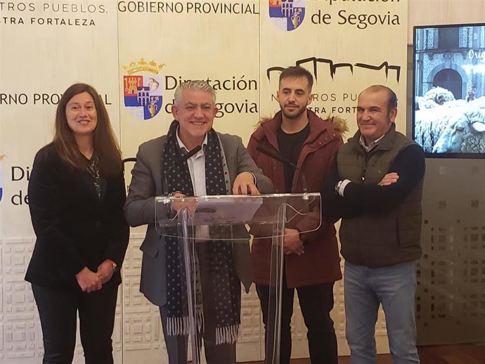 Aguilafuente movilizará 1.200 ovejas en sus segundas jornadas de trashumancia, con el lema 'Origen, relevo..."