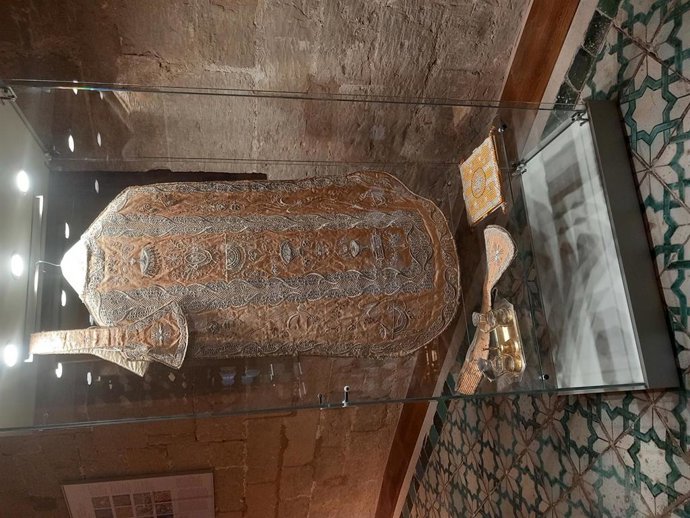 Castillo de Bellver. Indumentaria Litúrgica.
