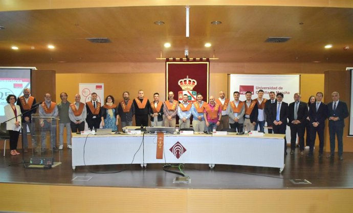 Acto por el 25 aniversario de la Escuela Superior de Ingeniería Informática de Albacete.