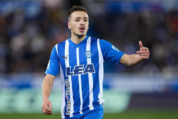 Archivo - Andoni Gorosabel, jugador del Deportivo Alavés.