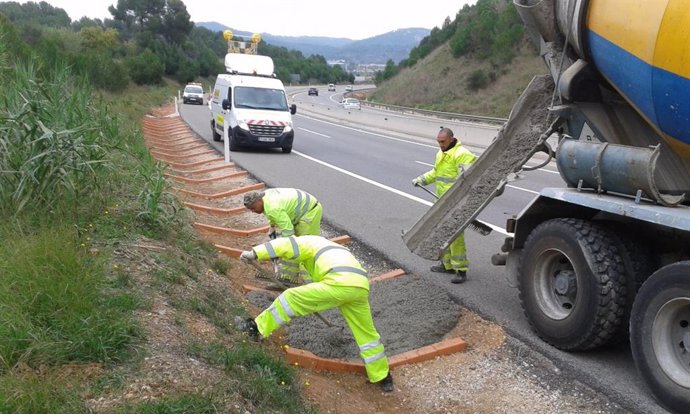 Treballs de manteniment d'una carretera