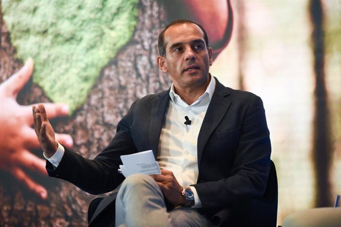 Archivo - El politólogo canario y presidente de Advanced Leadership Foundation, Juan Verde,  participa en unas jornadas sobre sostenibilidad y aspectos sociales en el Museo Reina Sofía, a 22 de octubre de 2021, en Madrid, (España). 