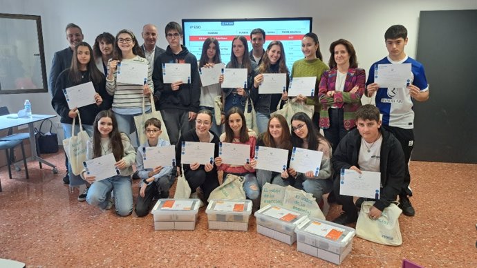 Dos centros educativos de Calahorra y Logroño representarán a La Rioja en la final nacional de las Olimpiadas Entreredes