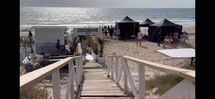 Rodaje en la playa de La Barrosa en el chiringuito Coconovo Beach.