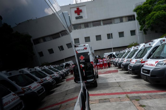 Archivo - August 2, 2022, Mexico City, Mexico: August 02, 2022, Mexico City, Mexico. Mexican authorities renewed 46 ambulance units that were handed over to the Mexican Red Cross. These units will be used in different entities of the country. José Anton