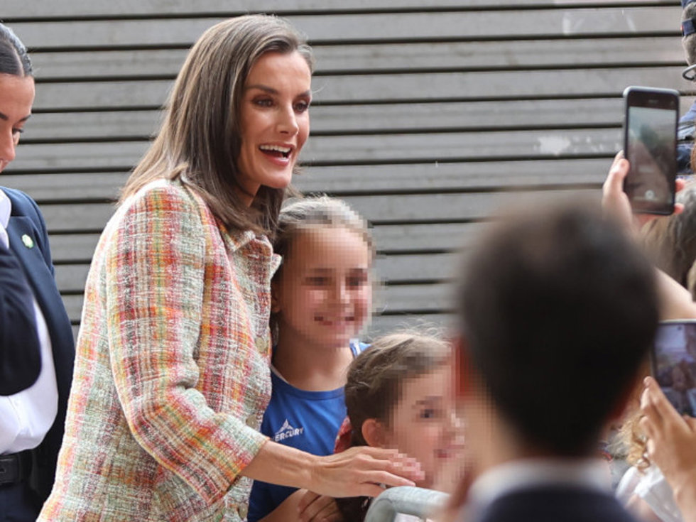 La Reina Letizia en el Campeonato de España-Copa de SM la Reina Iberdrola, en el campo de La Romareda.