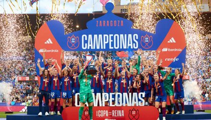 El FC Barcelona femení guanya la Copa de la Reina en guanyar 8-0 la Reial Societat