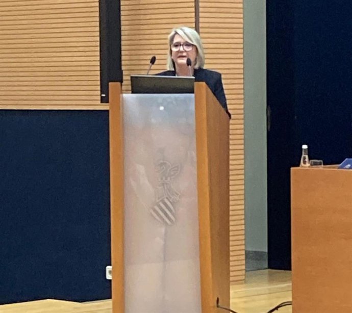 Ana Lanuza tras recoger el reconocimiento en la Ciudad de la Justicia