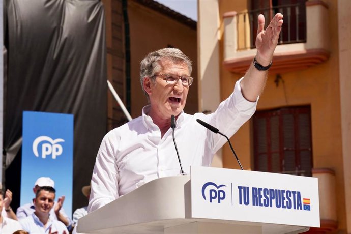 El presidente del Partido Popular, Alberto Núñez Feijóo,  en Malaga