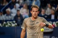 Carballés y Sorribes superan el estreno de Ginebra y Rabat