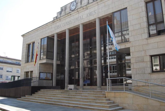 Casa consistorial de Ames (A Coruña).