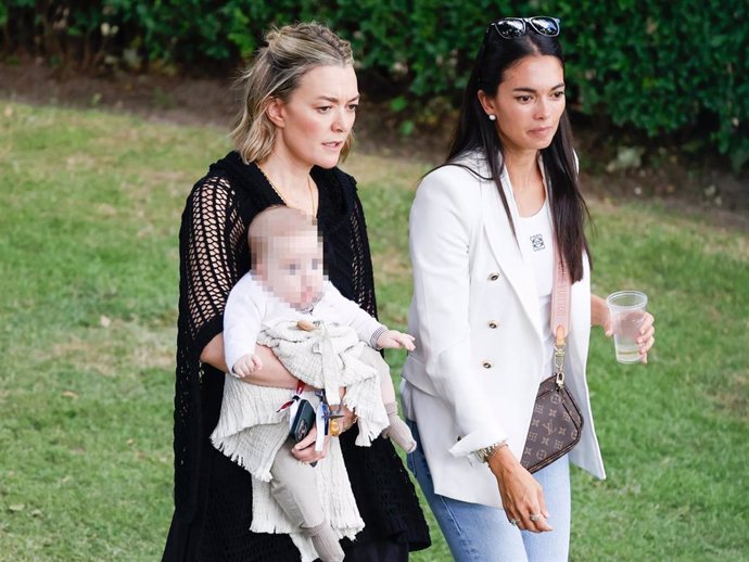 MARTA ORTEGA DISFRUTA DE LA HÍPICA EN MADRID JUNTO A SU HIJA MATILDA Y AMIGAS