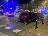 Herido grave un joven de 25 años al ser atropellado por un turismo en Ciudad Lineal