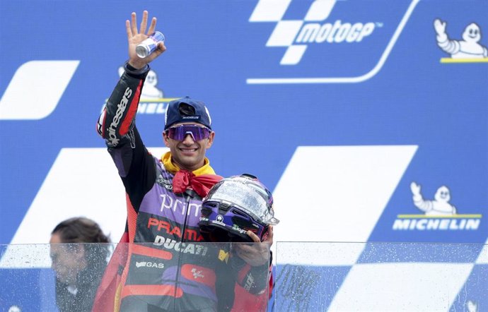 Jorge Martín celebra su victoria en el Gran Premio de Francia de 2024