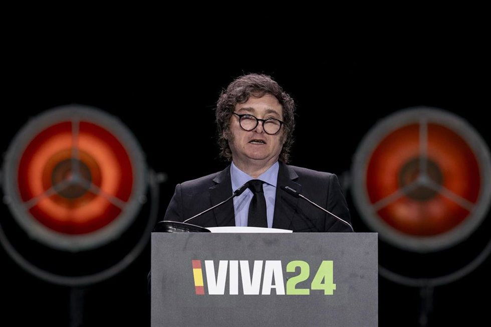 El presidente de Argentina, Javier Milei, interviene durante el acto Viva 24 de VOX, en el Palacio de Vistalegre