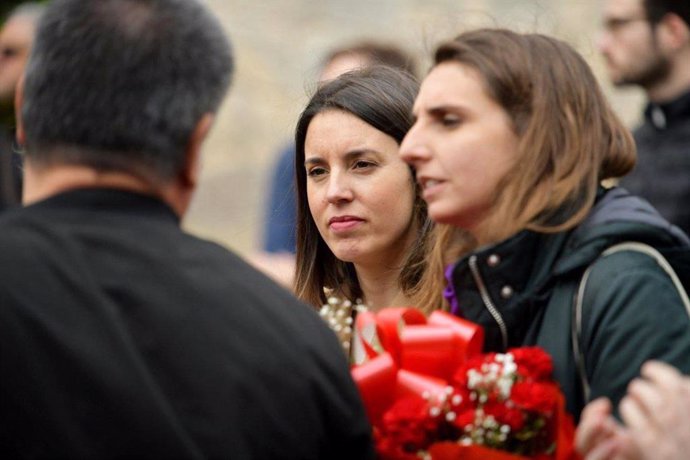 La exministra de Igualdad Irene Montero y la coordinadora de Podemos en Baleares, Lucía Muñoz.