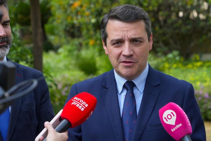 Archivo - El presidente de la Federación Andaluza de Municipios y Provincias (FAMP) y alcalde de Córdoba, José María Bellido 