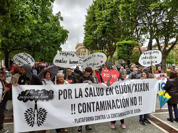 Manifestación contra la contaminación en Gijón y por un vial de Jove soterrado (Archivo)