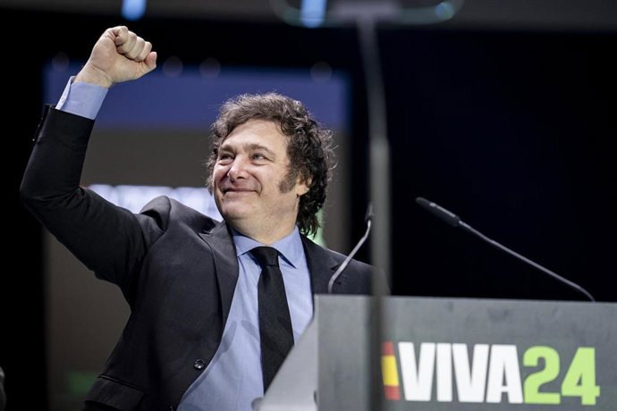 El presidente de Argentina, Javier Milei, interviene durante el acto ‘Viva 24’ de VOX, en el Palacio de Vistalegre