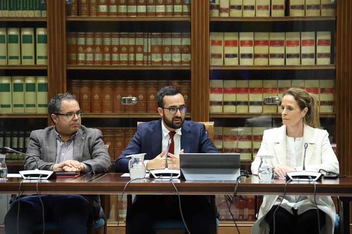 El diputado de AHI, Raúl Acosta, presidente de la comisión de investigación sobre el material sanitariuo durante la pandemia