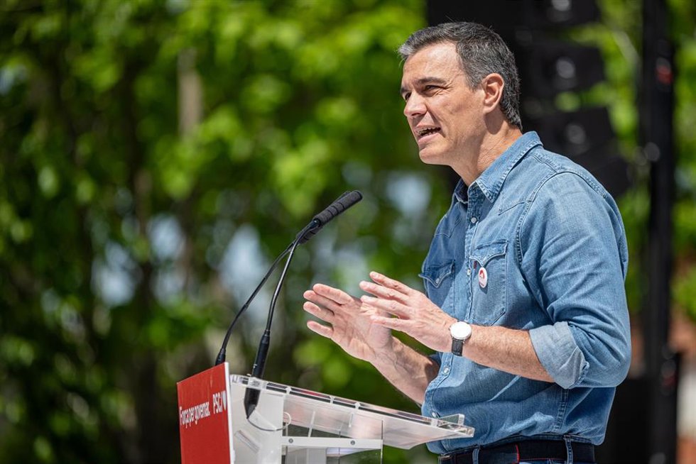 El secretario general del PSOE y presidente del Gobierno, Pedro Sánchez, interviene durante un mitin del PSC, a 4 de mayo de 2024, en Montmeló, Barcelona, Catalunya (España). El PSC celebra este acto de campaña electoral de cara a los comicios autonómic
