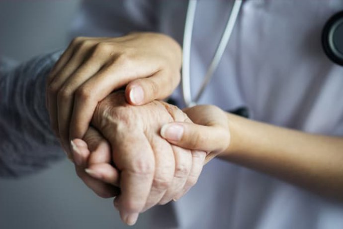 Archivo - Paciente de parkinson