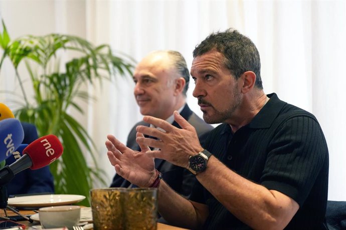 El actor y presidente del Teatro del Soho CaixaBank, Antonio Banderas, durante una rueda de prensa.