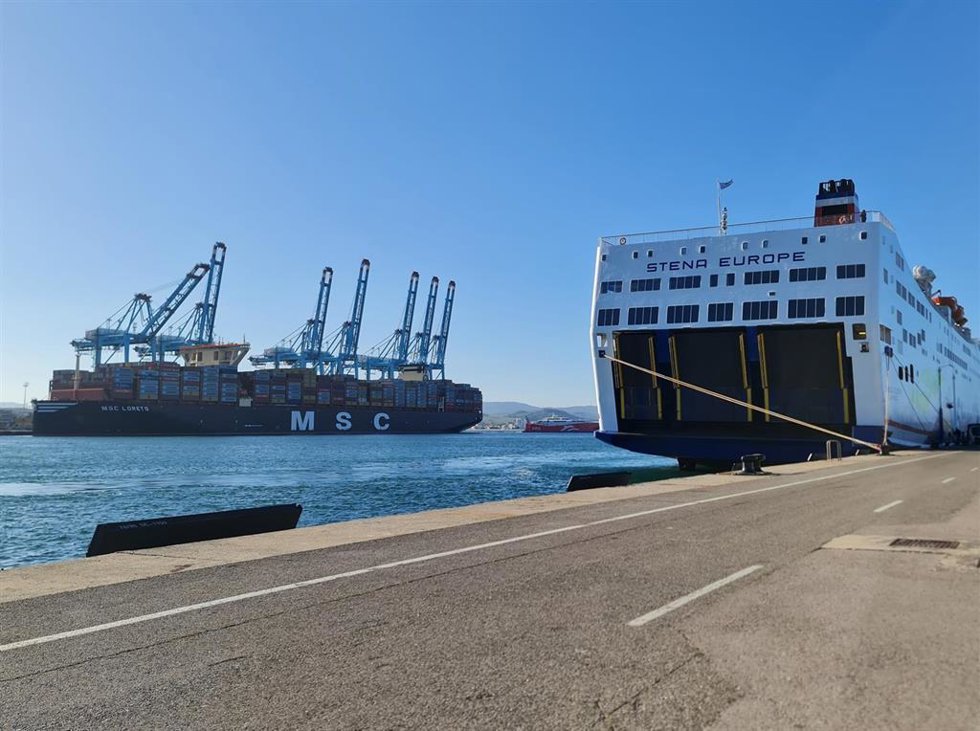Vista del Puerto de Algeciras.