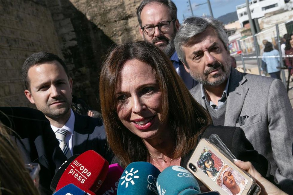 Archivo - La consejera de Fomento, Articulación del Territorio y Vivienda, Rocío Díaz, durante la visita el inicio de obras de la segunda fase de la Ronda del Marrubial, a 5 de marzo de 2024 en Córdoba (Andalucía, España).