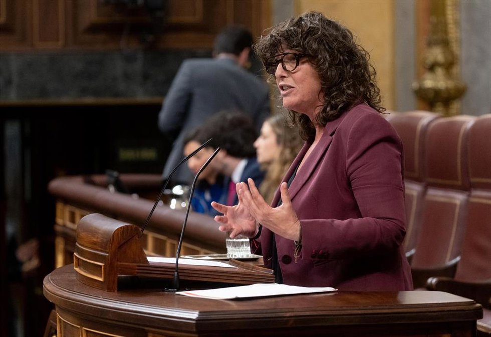 La diputada de ERC, Teresa Jord, interviene durante una sesión plenaria, en el Congreso de los Diputados, a 21 de mayo de 2024, en Madrid (España). 