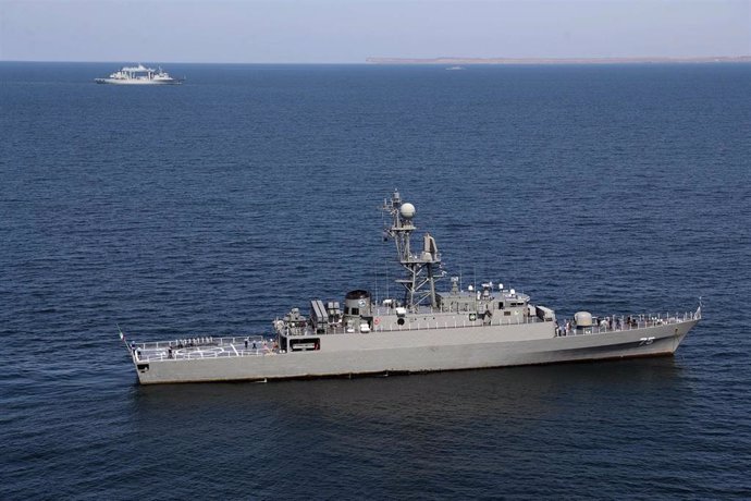 Archivo - March 12, 2024, Undefined, Iran: The Islamic Republic of Iran Navy frigate IRIS Dena (75) at sea during the ''Maritime Security Belt 2024'' combined naval exercise between Iran, Russia, and China in the Gulf of Oman. Iran has stepped up its mili