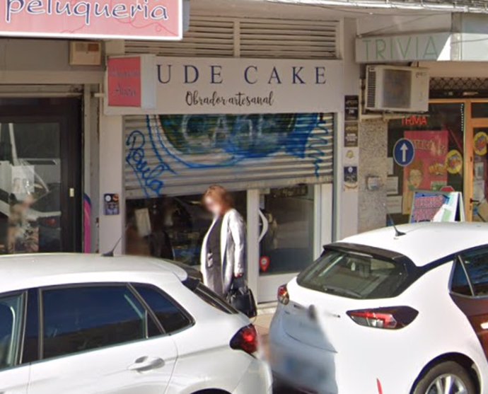 Dos ladrones entran 5 veces en una noche en una pastelería para llevarse el dinero y todas las tartas