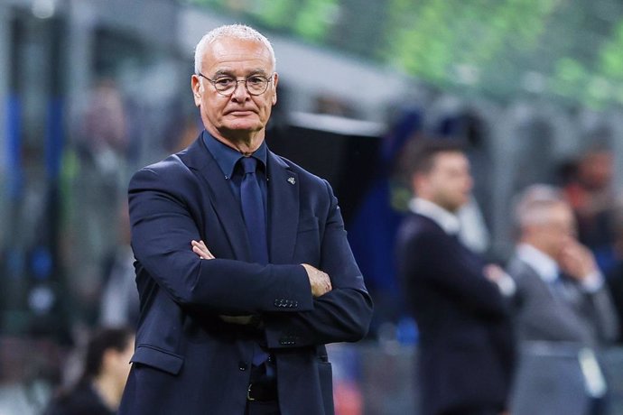 Archivo - Claudio Ranieri Head Coach of Cagliari during the Italian championship Serie A football match between FC Internazionale and Cagliari Calcio on April 14, 2024 at Giuseppe Meazza Stadium in Milan, Italy - Photo Fabrizio Carabelli / LiveMedia / DPP