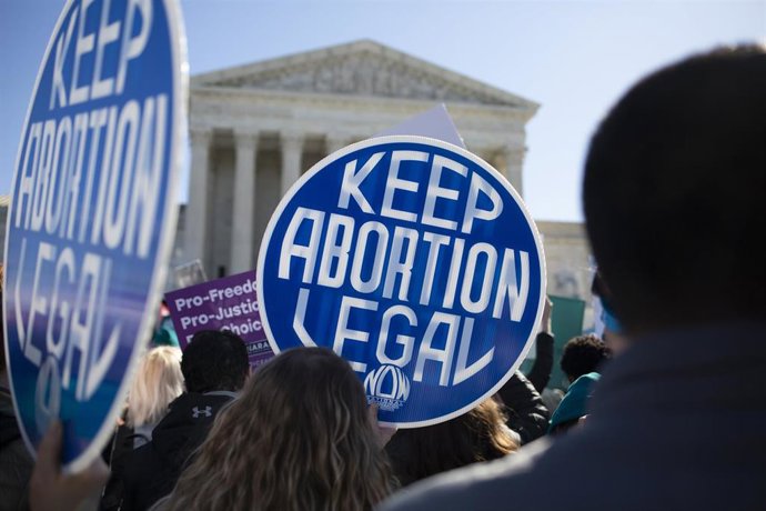 Archivo - Imagen de archivo de manifestación a favor de los derechos reproductivos en Washington