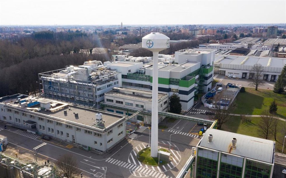 Archivo - Planta de Bayer en Italia