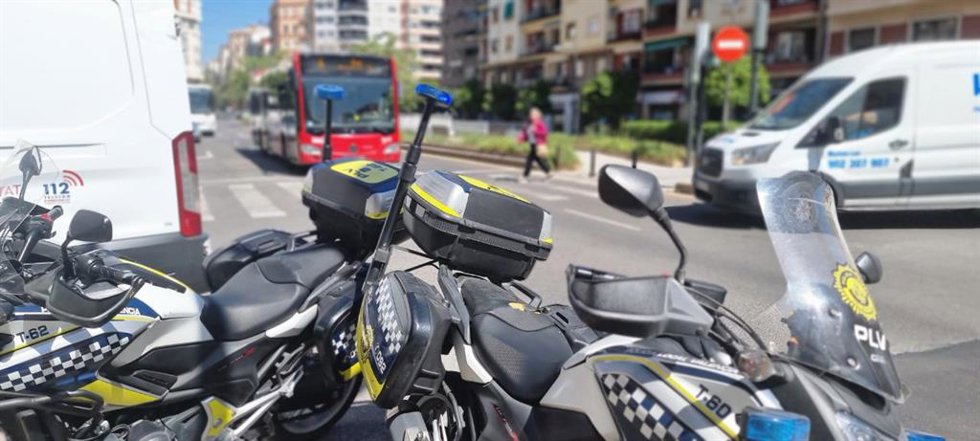 La Policía Local de Valncia impone más de un millar de sanciones por el uso indebido del carril bus-taxi