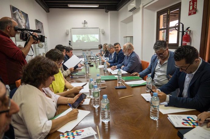 El Consejo Andaluz de Relaciones Laborales (CARL) ha celebrado este miércoles su Comisión Permanente en Granada.