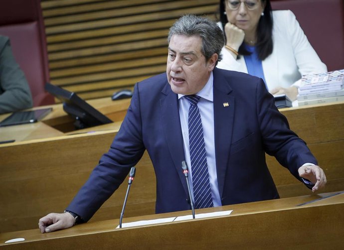 El síndic de Vox, José M Llanos