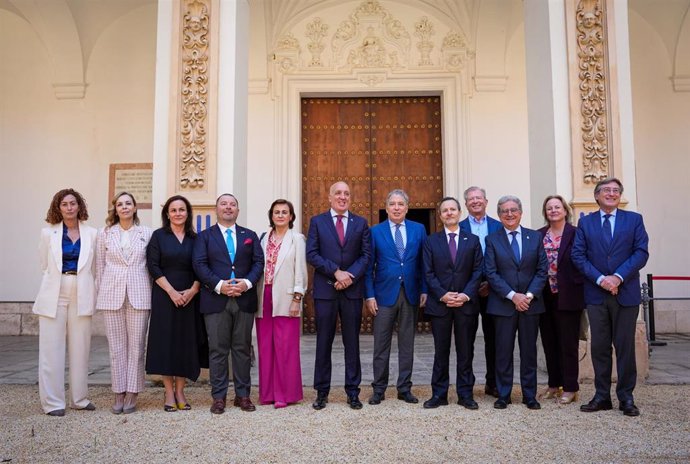 Firma de un memorando de entendimiento entre el Forum Océano portugués y el Clúster Marítimo-Marino de Andalucía (CMMA).