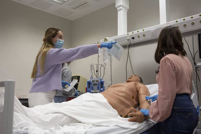 Archivo -  L'UJI és la quarta universitat d'Espanya amb millors resultats en les proves del MIR