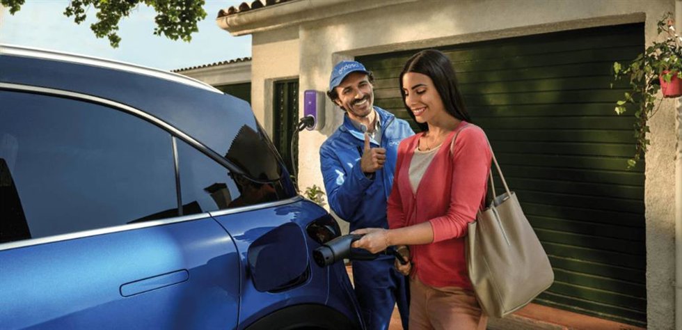 Endesa lanza 'Formidable Movilidad', una nueva solución para recargar el coche eléctrico dentro y fuera de casa