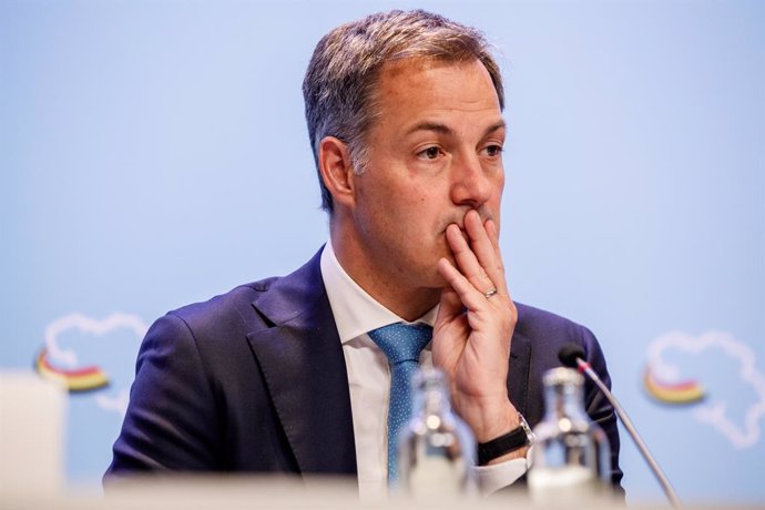 Prime Minister Alexander De Croo pictured during a press conference after a Minister's Kern meeting of the Federal Government, Friday 17 May 2024 in Brussels.